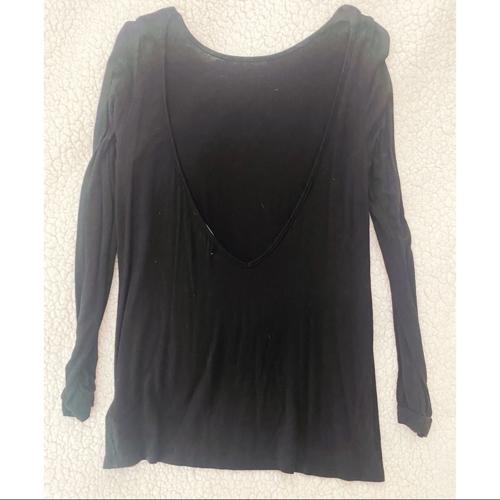 Lulus Project Social T open back long sleeve XS